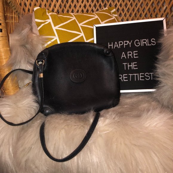 Gucci Handbags - Gucci Crossbody